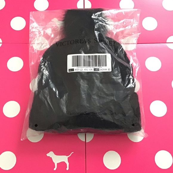 PINK VS Cable Knit Sherpa Lined Beanie New With Tag